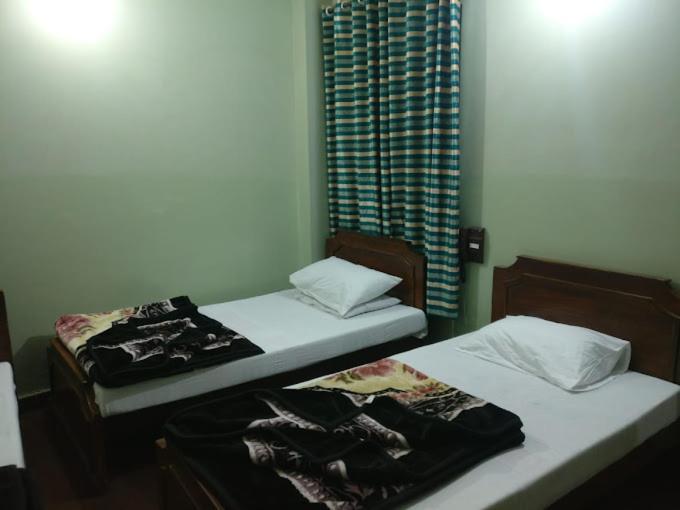 Al Rehman Hotel ラホール エクステリア 写真